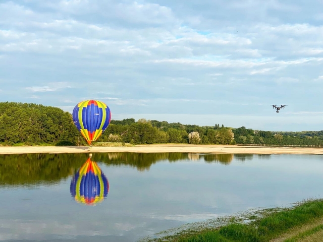  Volo sui paesaggi collinari in mongolfiera 