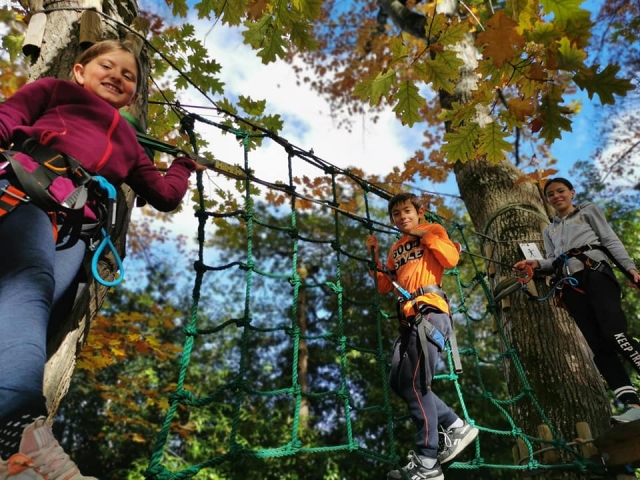  Rocódromo para niños en Pirineos Atlánticos 