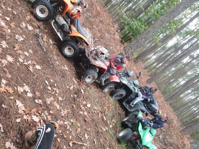  Giro in quad vicino ad Angers 