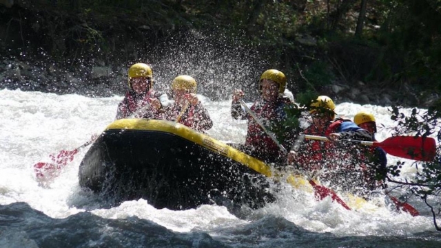  Splashes e entretenimento em rafting in corsica