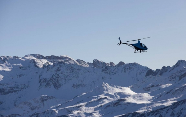 Découverte des paysages enneigés en hélicoptère