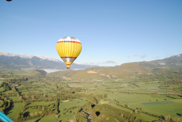  Un'incredibile mongolfiera volo in primavera 
