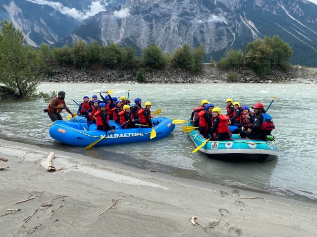  Los geht's mit der Rafting-Abfahrt zwischen den Nordalpen 