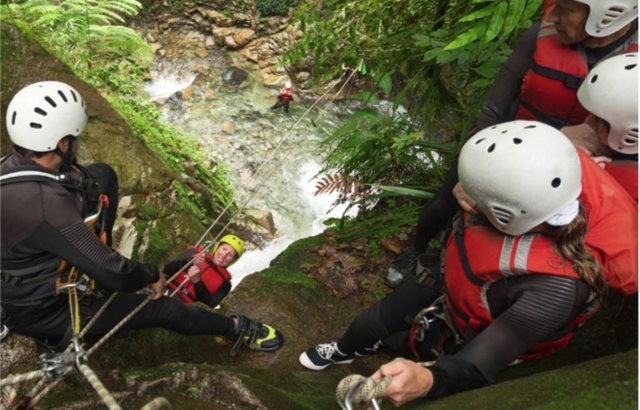  Discovery of a Savoie canyon 