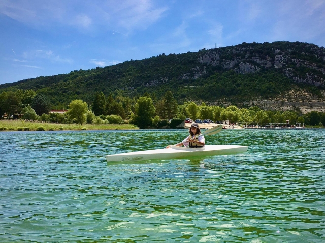  Descubrimiento de las aguas cristalinas del Var a bordo de una canoa 
