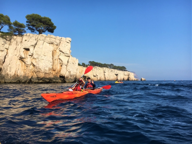 Parcourir le littoral varois à bord d'un kayak