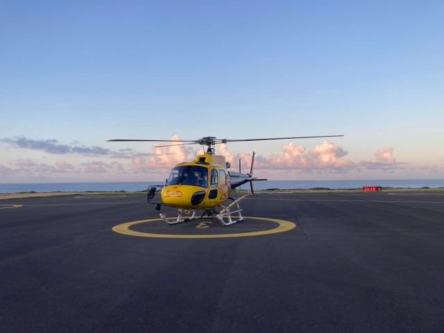  Il nostro elicottero vi aspetta per sorvolare il vulcano della Riunione 
