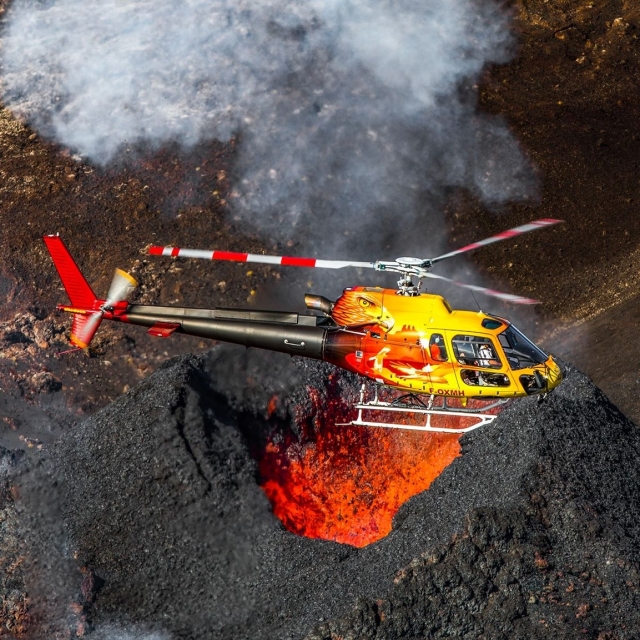  Vuelo sobre el volcán de la Reunión 