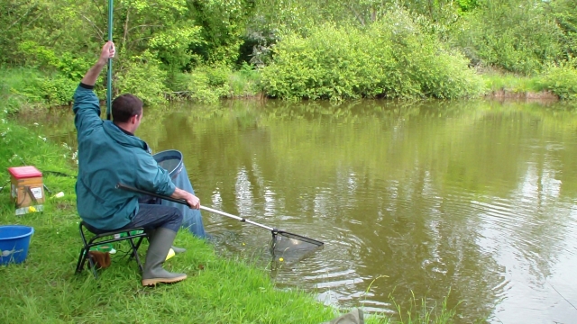  Learning fishing techniques 