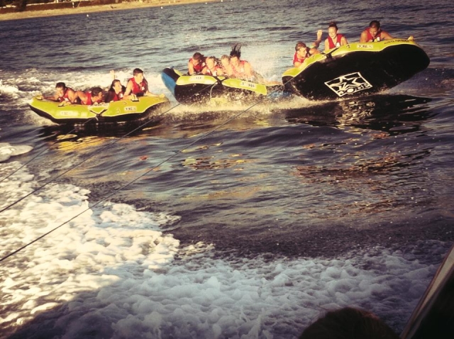  Sliding sessions on Corsican waters 