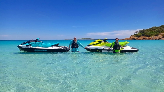  A few moments before departure for the jet ski ride 