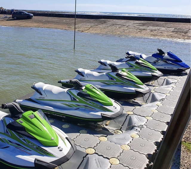  Jet skis on the port 