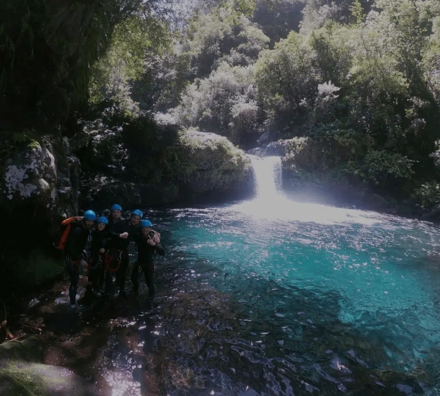 留尼汪岛的溪降日