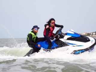 Bautismo en moto de agua en Port Médoc - 15 min