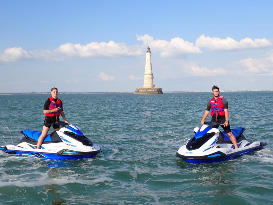 Balade en jet-ski vers le phare de Cordouan 