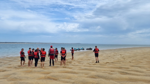  Briefing before the jet ski ride in the Arcachon Bay 