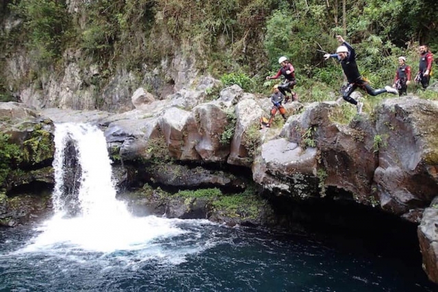  Canyoning in Reunion 