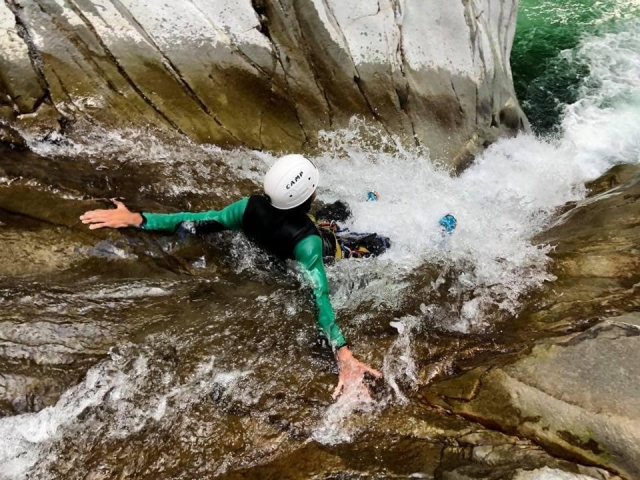  Adrenaline rush in canyoning 