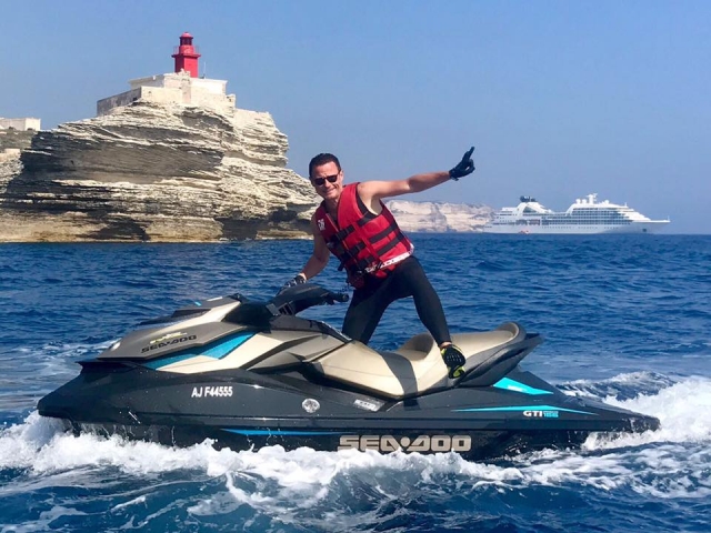 Jet ski maniable et accessible au débutant pour une séance de 20 min