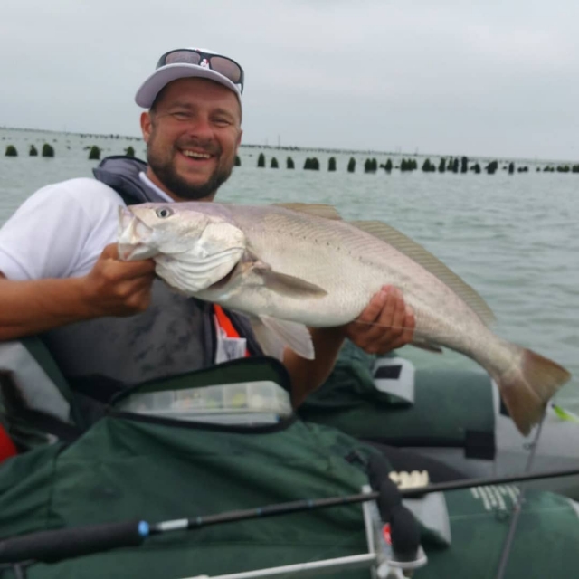 Tu instructor te da las técnicas de pesca adaptadas a tu nivel 
