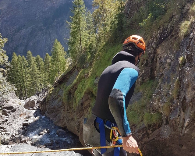  Vorbereitung für einen Abseil-Abstieg 