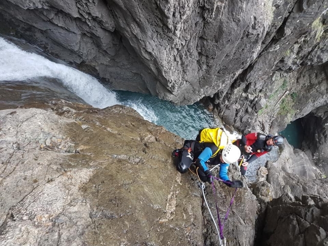  Water hike in Cantal 