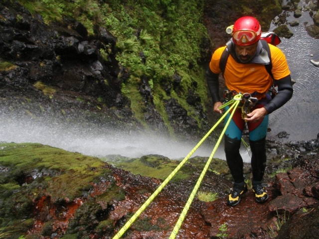 Excursion entre mer et montagne dans le canyon Riou de Cuébris