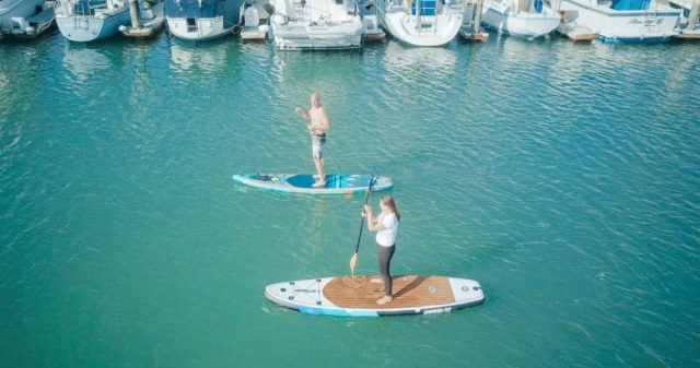  Paddelfahrt auf klarem Wasser in Nizza 