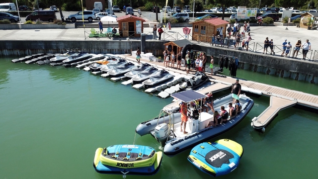  Nautischer Stützpunkt in Port Médoc für Spaß und aufregende Wasseraktivitäten