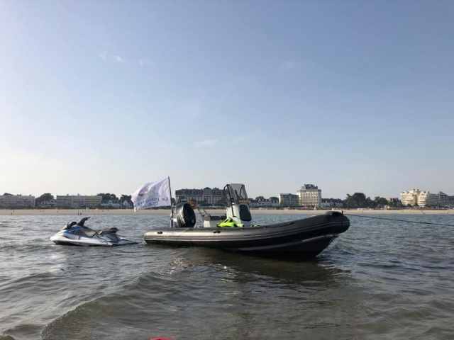  Gehen Sie an Bord unseres Bootes auf Entdeckungsreise 