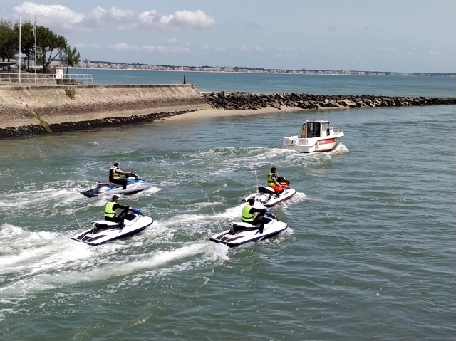  Emociones garantizadas con esta actividad en moto de agua 