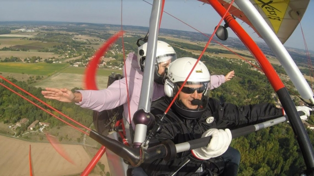 Senti la libertà di un volo ULM 