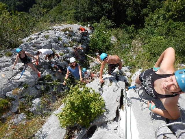 Discover the Via Ferrata with friends 