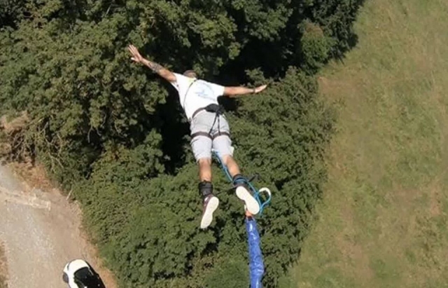  salto no vácuo do viaduto 
