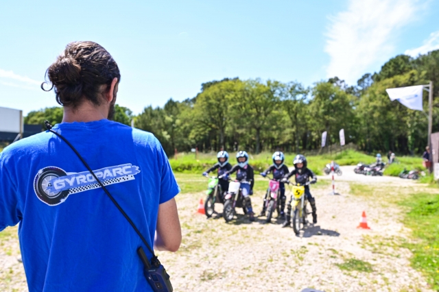  Motocross eléctrico