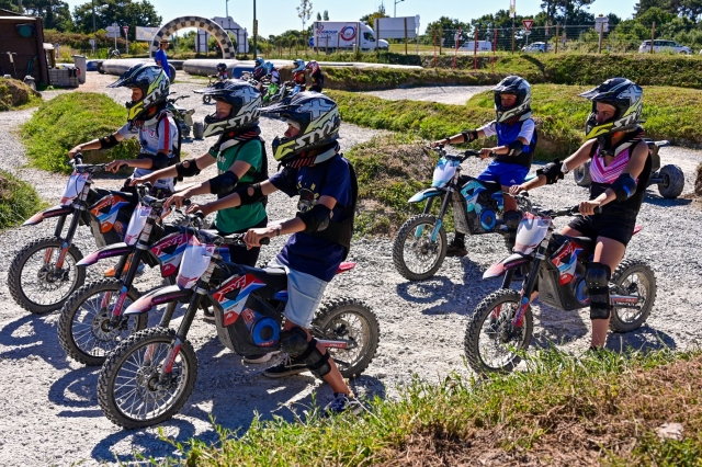  Abfahrt vom Motocross 