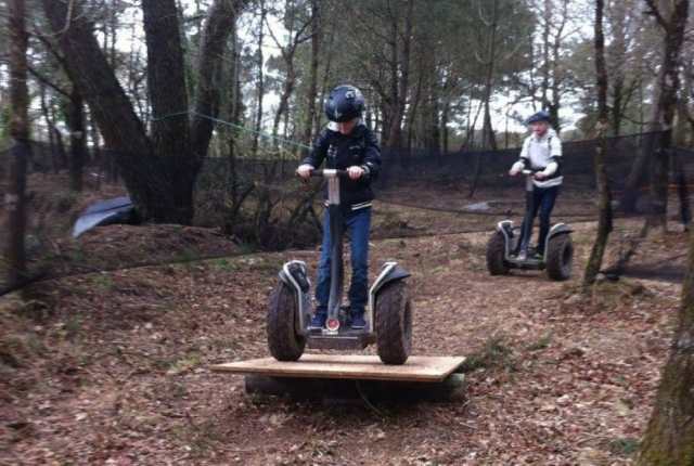 Parcours de segway freestyle adapté aux enfants