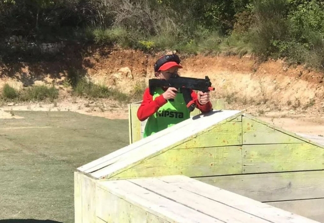  Target your enemies 