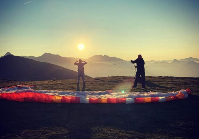  Preparation for the paragliding activity 