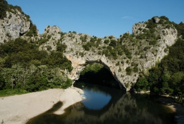  The famous Pont d'Arc in Ardèche