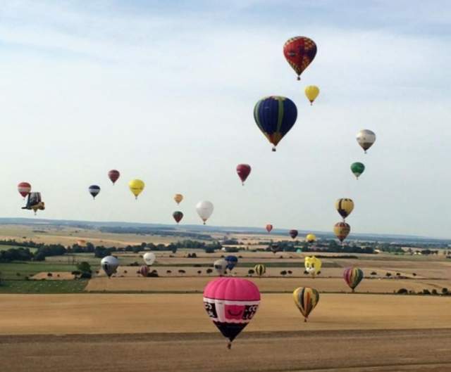  Disfrute de una vista panorámica desde su globo aerostático 