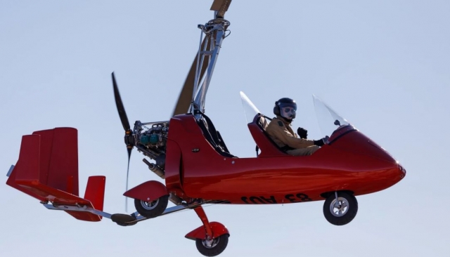  Pilot für Ultraleichtflug 