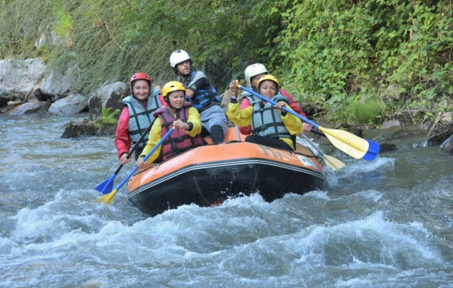  La excursión en balsa por el Neste d'Aure 