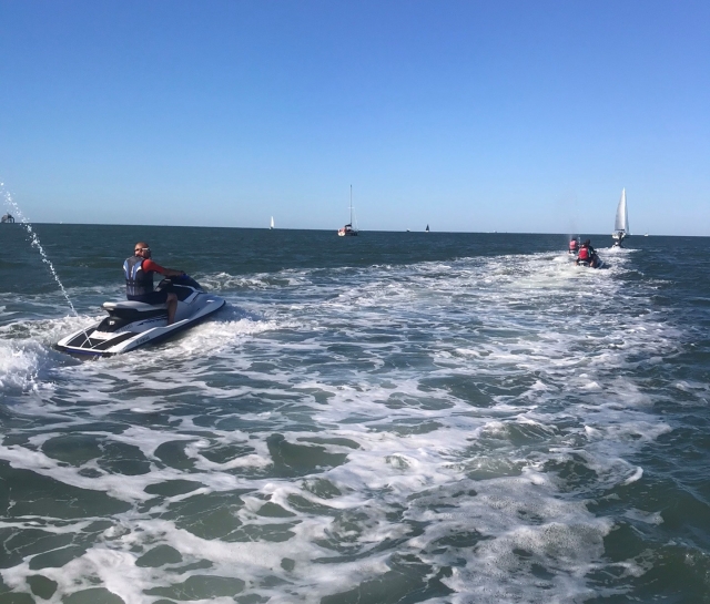  A Sensational Jet Ski Ride 