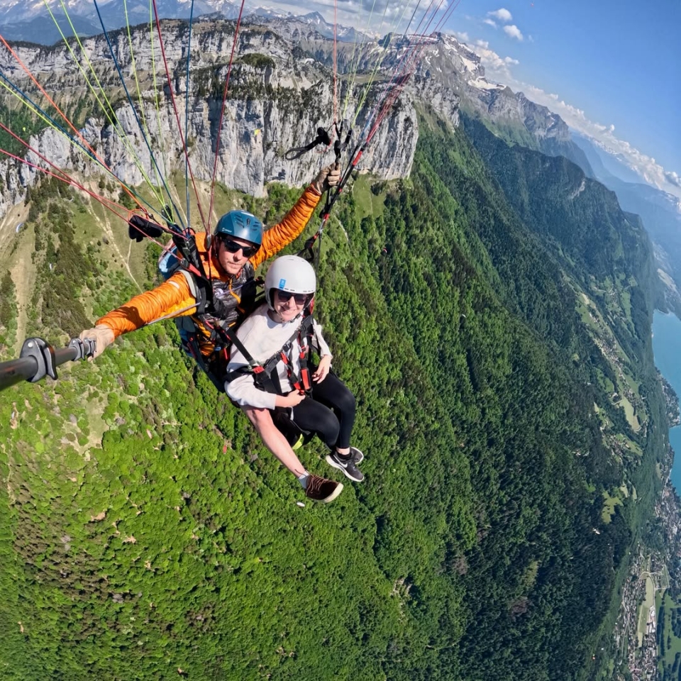 Baptême de l'air en parapente à Annecy