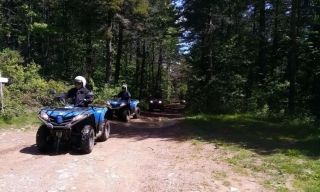 Randonnée en quad à Montrodat 3h