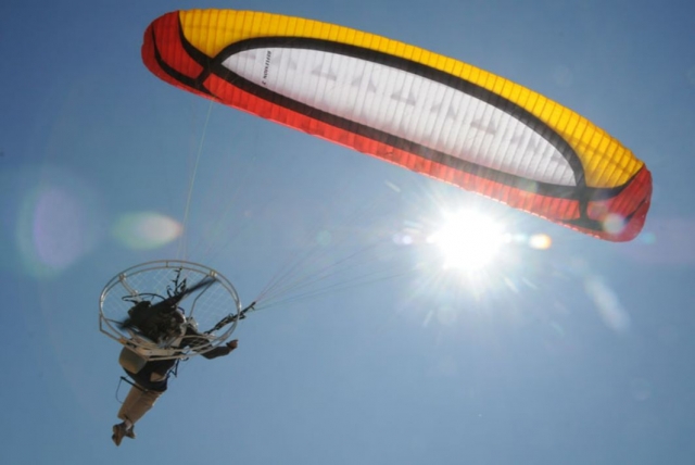 Prenez de la hauteur en paramoteur et profitez des vues panoramiques !