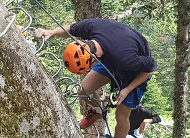  Discover the mountainous landscapes of the region in Via Ferrata 