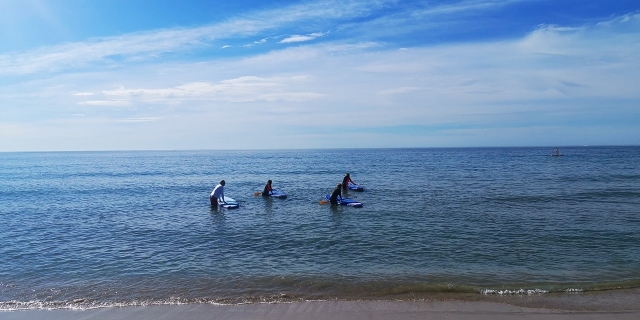  Junte -se a nós com os amigos para compartilhar esse momento rico em emoção 