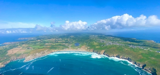  Vive una experiencia única y sensacional a bordo de nuestro helicóptero 